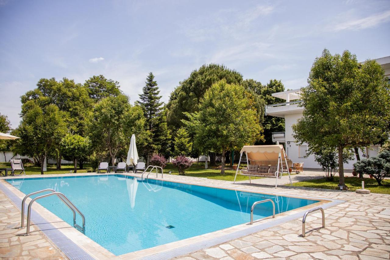 Zeusplace Poolvilla Natura Paralia Kateríni Exterior foto
